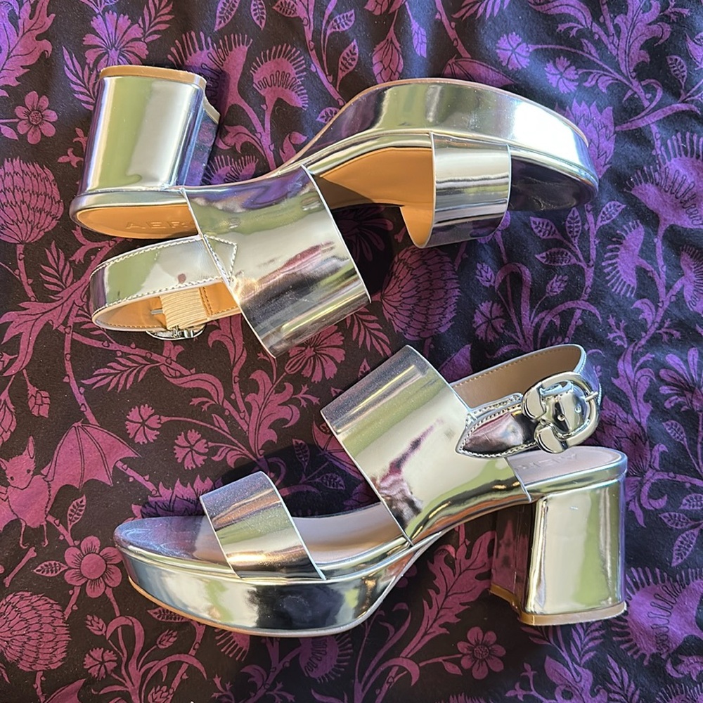 Aerosoles Camera Silver Metallic Platform Sandal